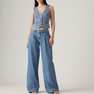 Levi’s Baggy Dad Wide Leg Jeans